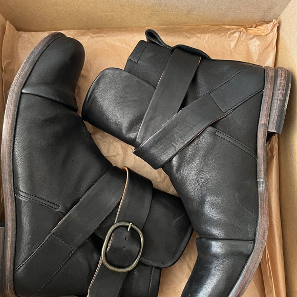 P. Monjo Black Baker Boots - Picture 9 of 11